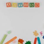 Los juguetes sensoriales para autismo facilitan la comunicación y desarrollan la percepción sensorial en niños con TEA.