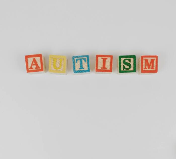Los juguetes sensoriales para autismo facilitan la comunicación y desarrollan la percepción sensorial en niños con TEA.