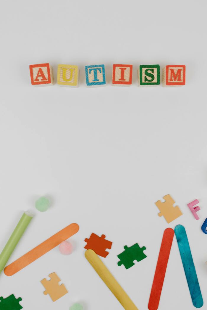 Los juguetes sensoriales para autismo facilitan la comunicación y desarrollan la percepción sensorial en niños con TEA.